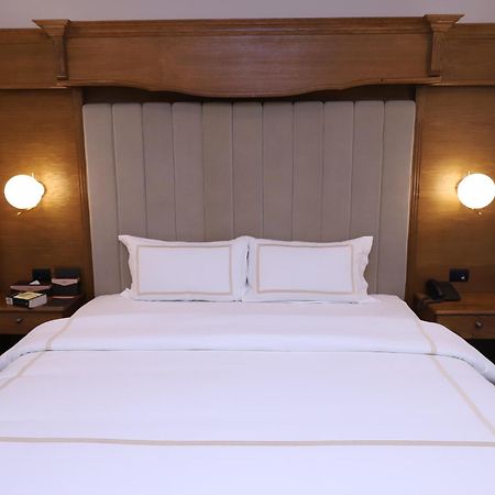 Hotel Afa Pristina Eksteriør bilde