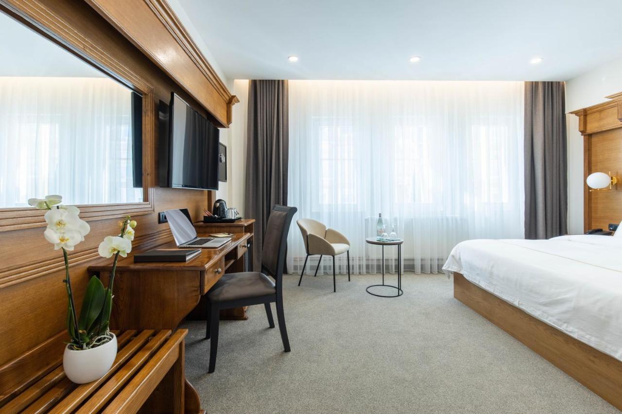 Hotel Afa Pristina Eksteriør bilde