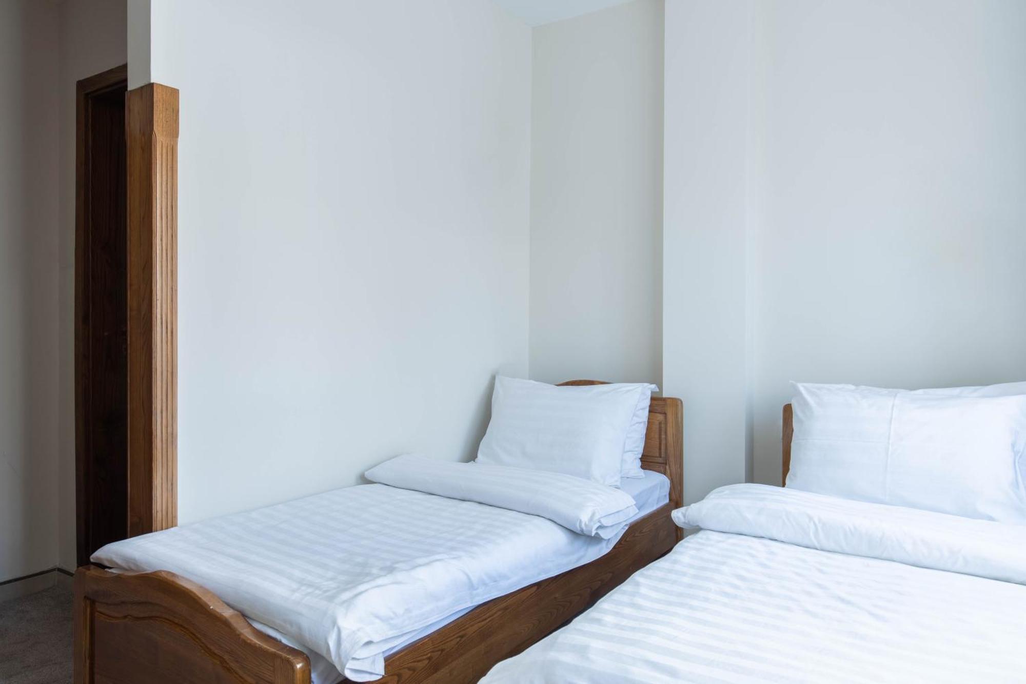 Hotel Afa Pristina Eksteriør bilde