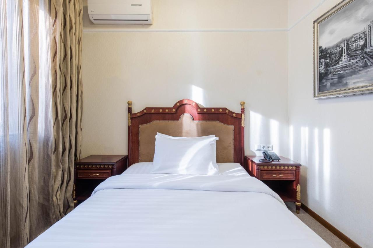 Hotel Afa Pristina Eksteriør bilde