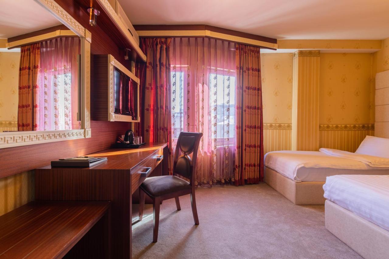 Hotel Afa Pristina Eksteriør bilde