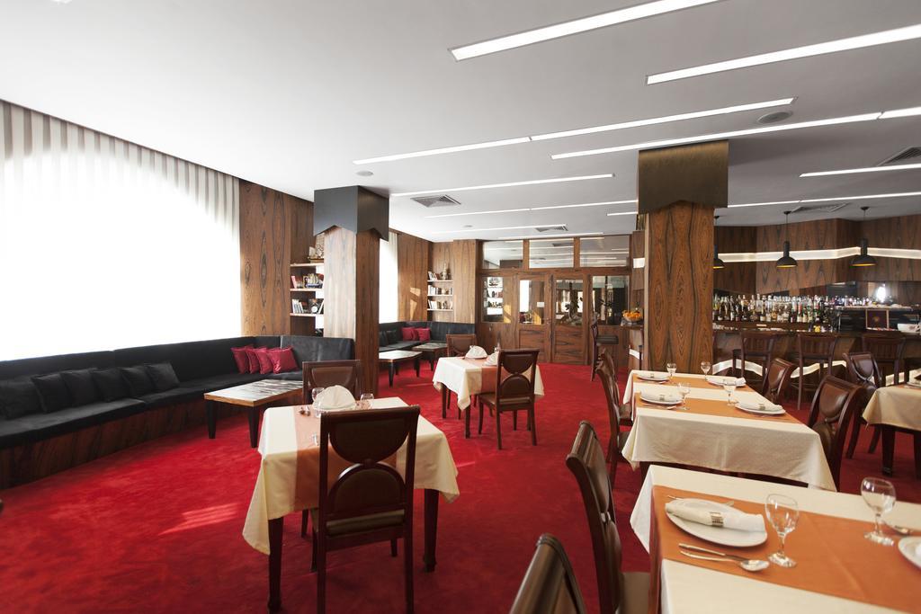 Hotel Afa Pristina Eksteriør bilde