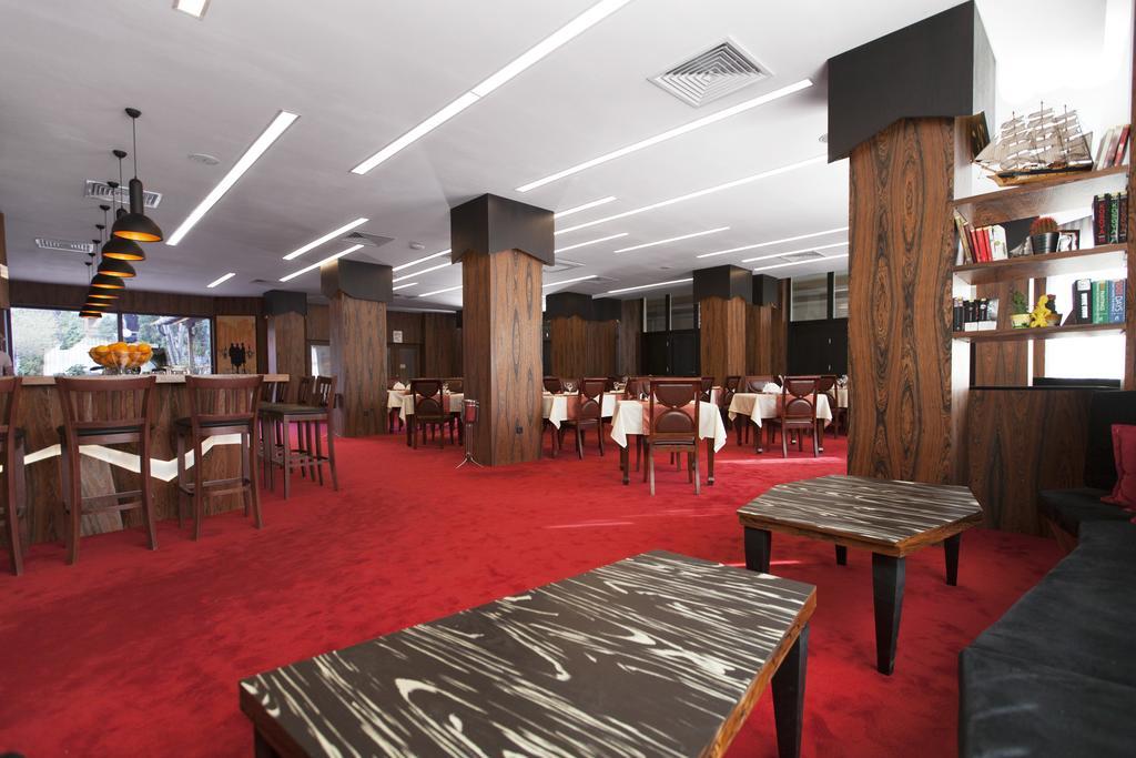 Hotel Afa Pristina Eksteriør bilde